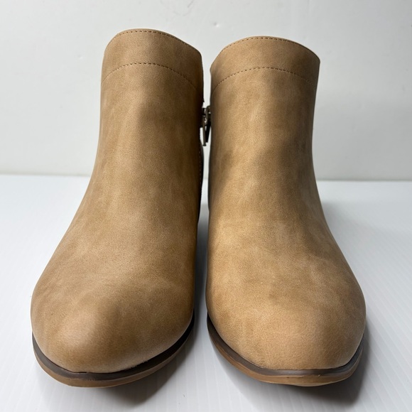 Unionbay Womens TOLEDO Fashion Faux Suede Booties Decorative Zipper Tan Size 9 - Picture 3 of 9